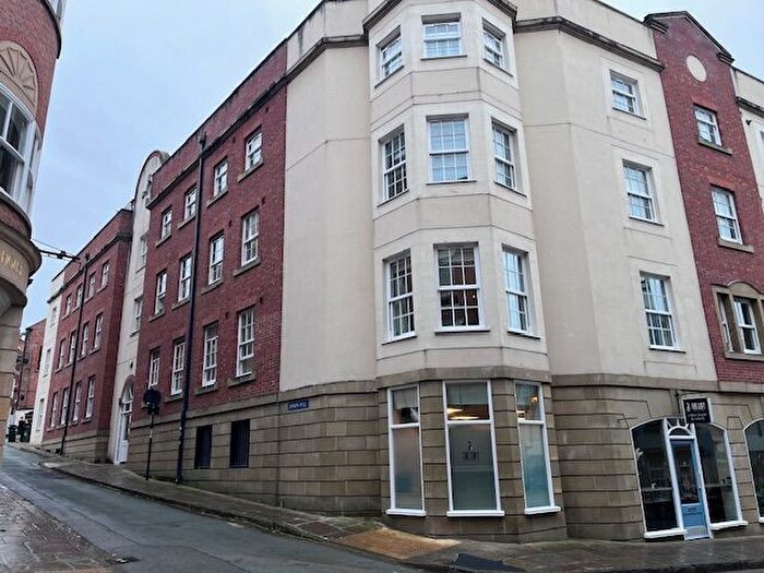 3 Bedroom Flat To Rent In Swan Hill, Shrewsbury, SY1