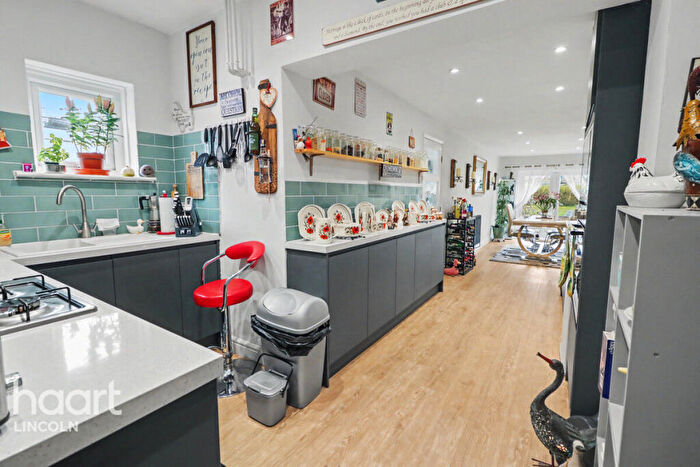 3 Bedroom Bungalow For Sale In Grantham Road, Waddington, LN5