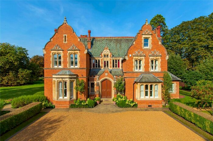 6 Bedroom Property For Sale In Wimpole Road, Barton, Cambridge., CB23