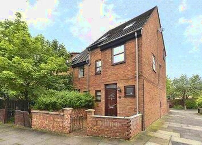 1 Bedroom Property To Rent In Empire Wharf Road, Isle Of Dogs, E14