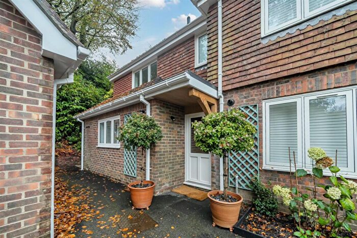 1 Bedroom Semi-Detached House To Rent In Dene Close, Haslemere, GU27