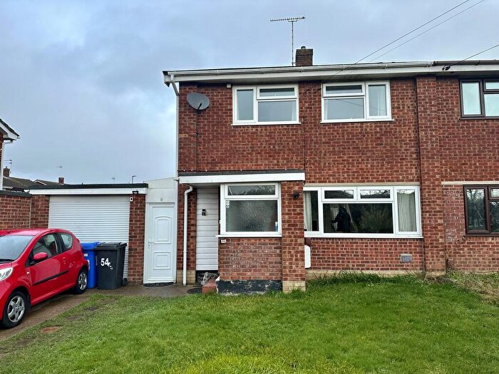 3 Bedroom Semi-Detached House To Rent In Gloucester Avenue, Lowestoft, NR32