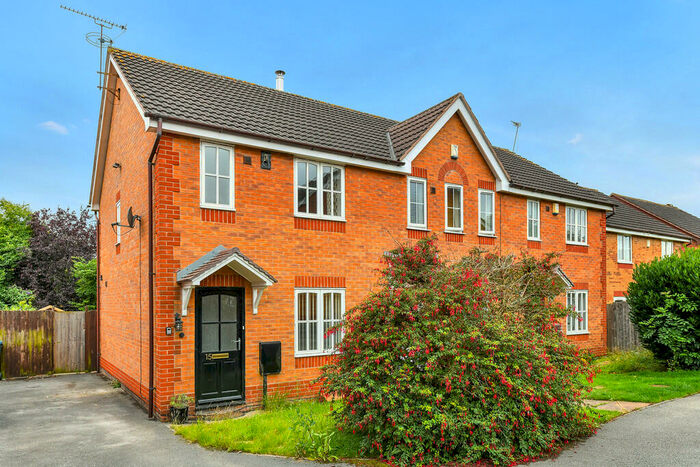 2 Bedroom End Of Terrace House To Rent In Mardale Close, West Bridgford, NG2