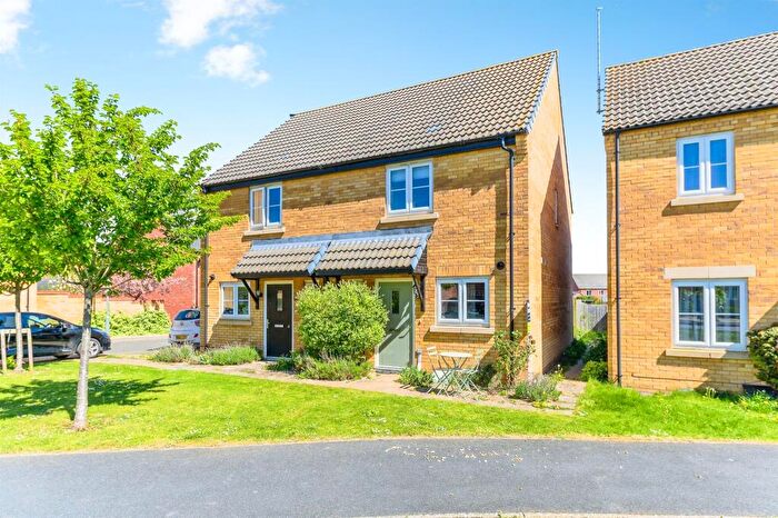 2 Bedroom Semi-Detached House For Sale In Prince George Drive, Oundle, Peterborough, PE8
