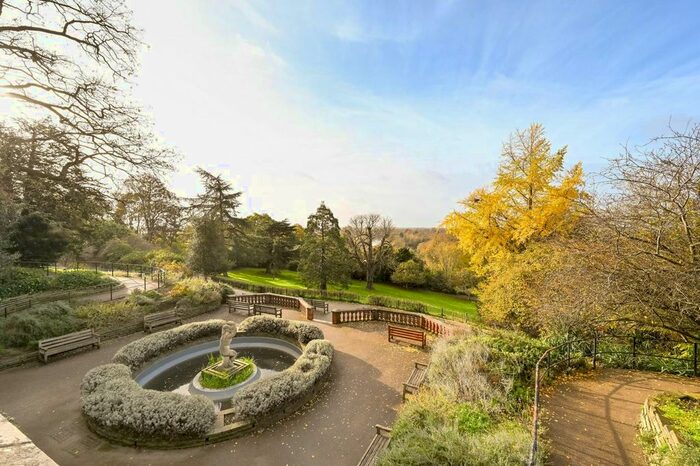 1 Bedroom Flat To Rent In Richmond Hill, Richmond Hill, Richmond, TW10