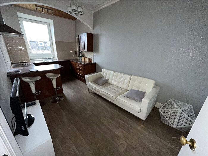 1 Bedroom Flat For Sale In Crown Street, Aberdeen, Aberdeenshire, AB11