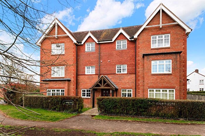 1 Bedroom Flat To Rent In Chipstead Road, Banstead, SM7