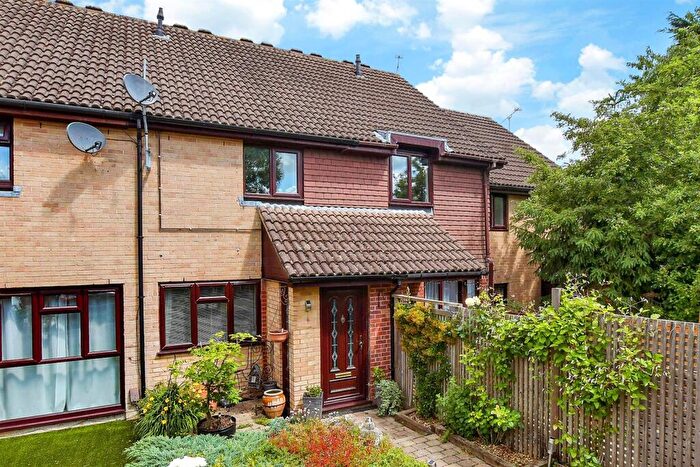 2 Bedroom Terraced House For Sale In Lancelot Close, Ifield, Crawley, West Sussex, RH11