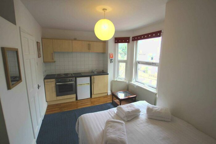 Studio To Rent In Wantage Road, Reading, RG30