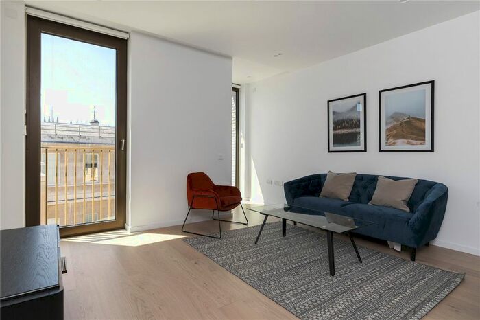 1 Bedroom Flat To Rent In Little Britain, London, EC1A