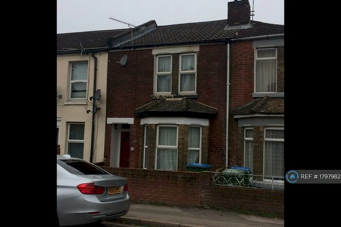 4 Bedroom Terraced House To Rent In Adelaide Road, Southampton, SO17