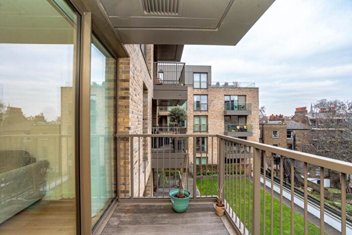 1 Bedroom Flat To Rent In Camberwell Passage London, SE5