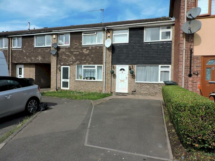 3 Bedroom Town House To Rent In Bramble Drive, Carlton, Nottingham, NG3