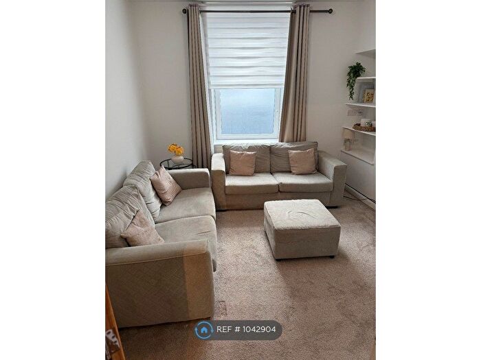 2 Bedroom Flat To Rent In Crown Terrace - Ground Floor, Aberdeen, AB11