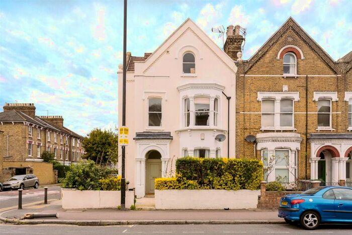 2 Bedroom Flat To Rent In Upper Tollington Park, Stroud Green, N4