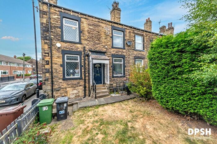 2 Bedroom End Of Terrace House For Sale In Fountain Street, Morley, Leeds, LS27