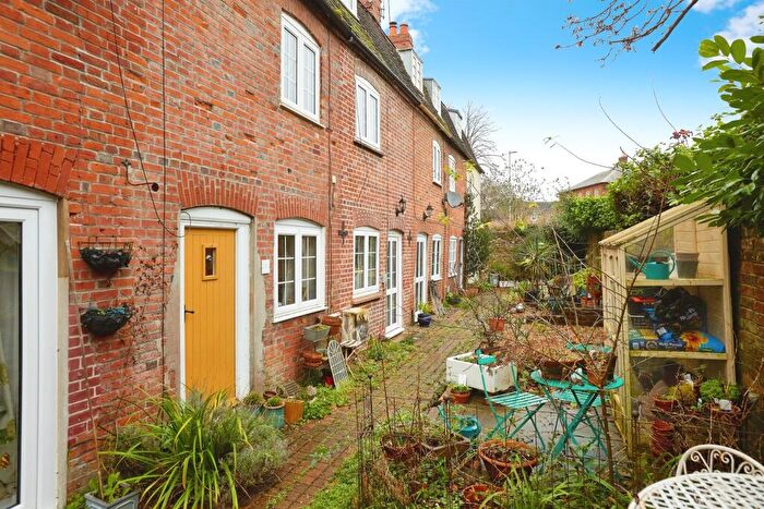 2 Bedroom Character Property For Sale In Bryanston Street, Blandford Forum, DT11