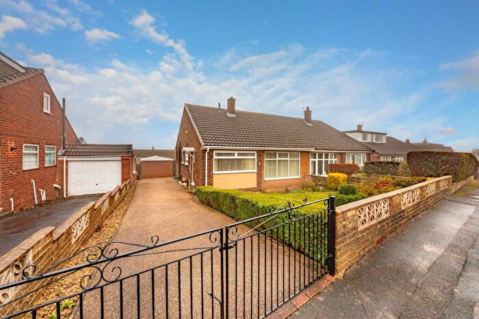 2 Bedroom Semi-Detached Bungalow For Sale In Moorland Crescent, Staincross, Barnsley, S75