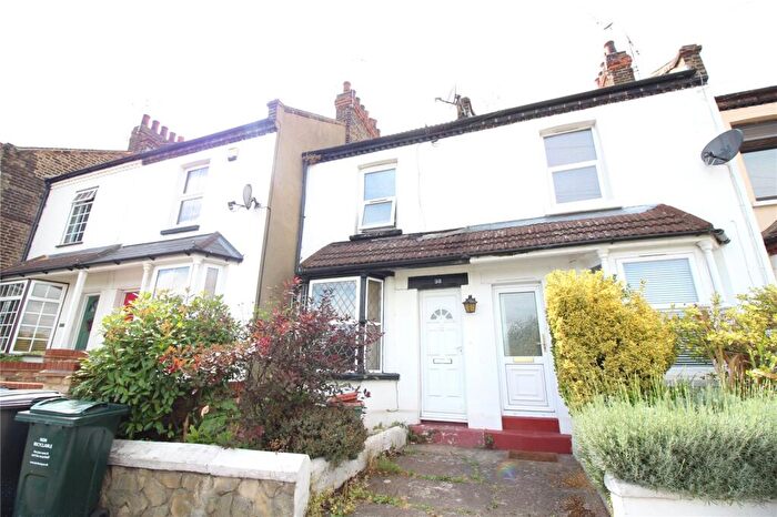 2 Bedroom Terraced House To Rent In Stanhope Road, Swanscombe, Kent, DA10