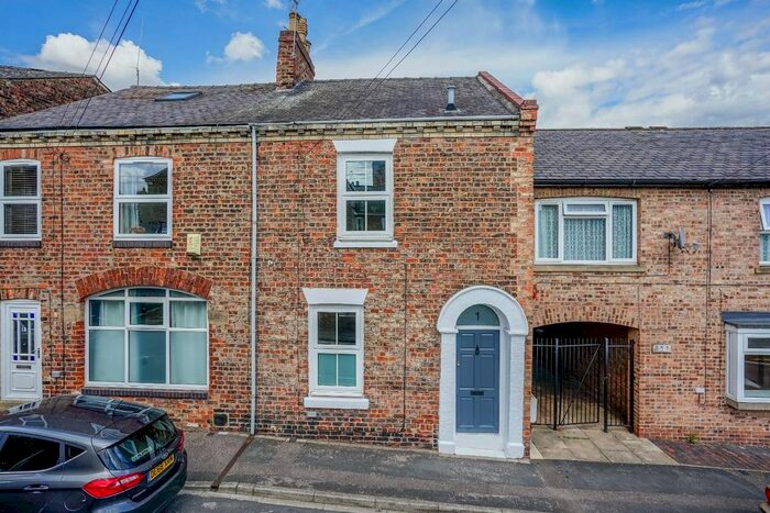 3 Bedroom Terraced House For Sale In Anne Street, Bishopthorpe Road, York, YO23