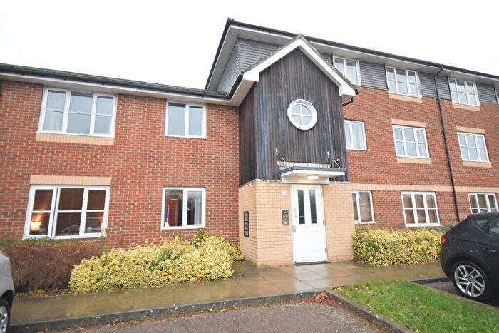 1 Bedroom Flat To Rent In Wenham Place, Hatfield, AL10