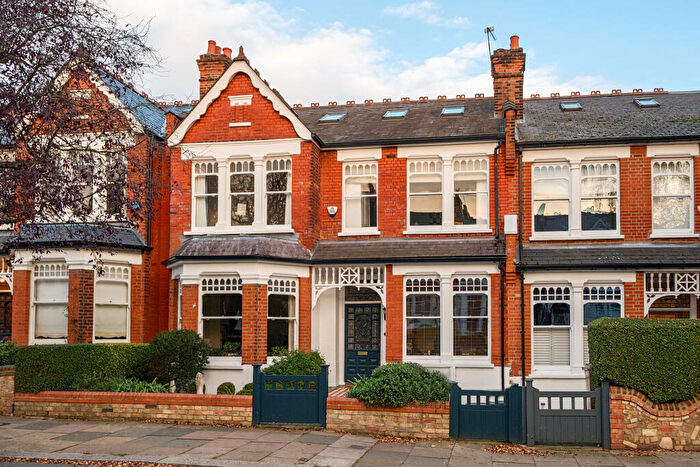 5 Bedroom Terraced House For Sale In Rosebery Road, London, N10