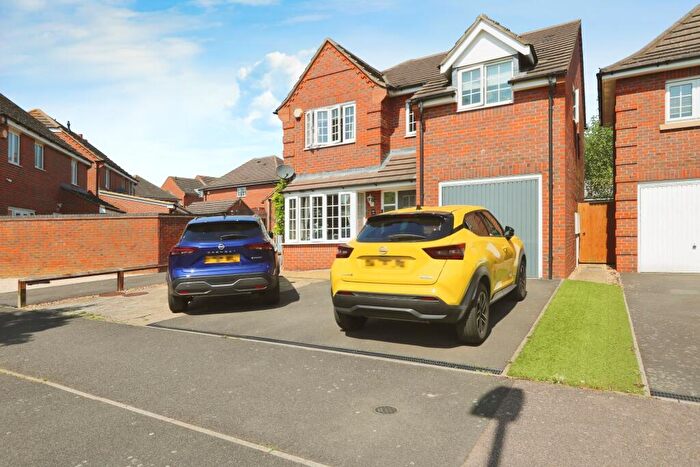 4 Bedroom Detached House For Sale In Shorts Avenue, MK42