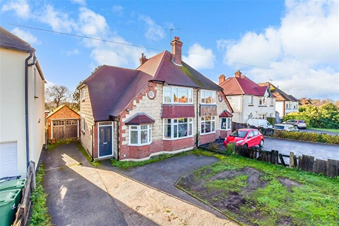 4 Bedroom Semi Detached House For Sale In Ashford Road, Bearsted, Maidstone, Kent, ME14