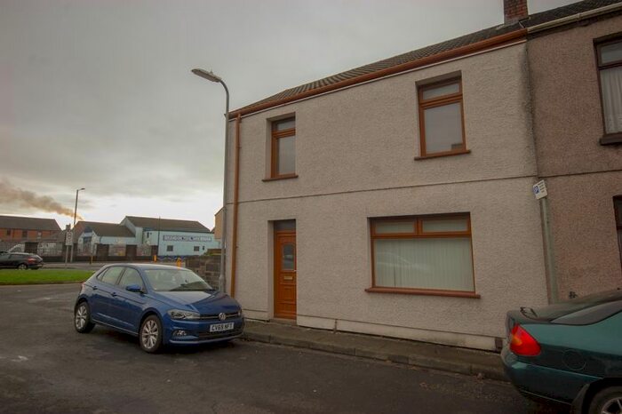 3 Bedroom End Of Terrace House To Rent In 4 Gwyn Terrace, Port Talbot SA12