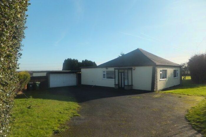 3 Bedroom Bungalow To Rent In Erdington Road, Walsall, WS9