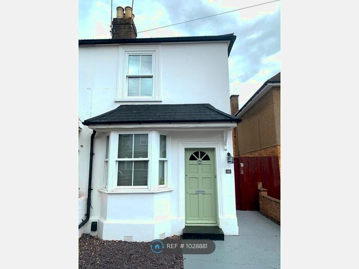 2 Bedroom Semi-Detached House To Rent In Adrian Road, Abbots Langley, WD5