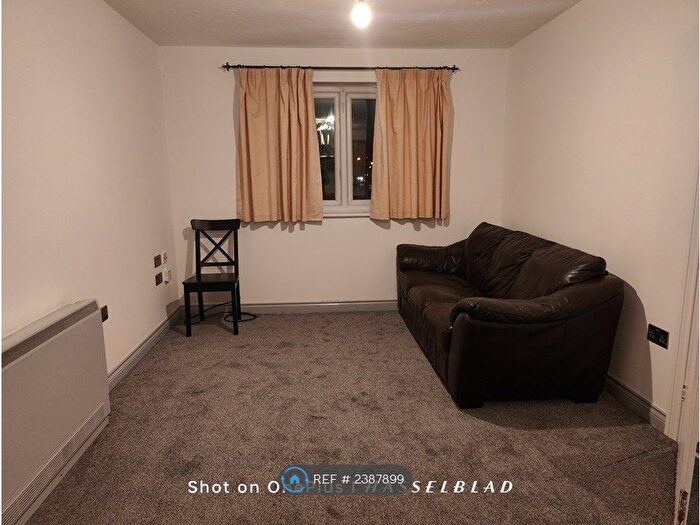 2 Bedroom Flat To Rent In Turves Green, Birmingham, B31