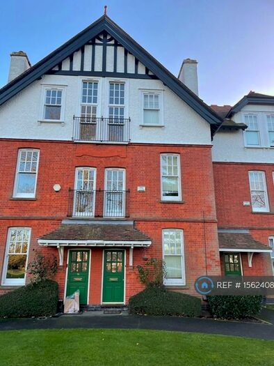 4 Bedroom Terraced House To Rent In Great Stony Park, Ongar, CM5