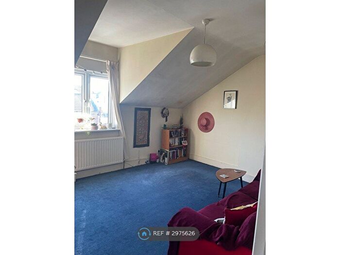 1 Bedroom Flat To Rent In Hoe St, London, E17