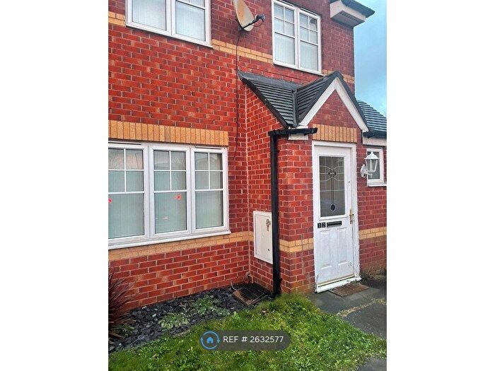 3 Bedroom Semi-Detached House To Rent In Woodhurst Close, Huyton, Liverpool, L36