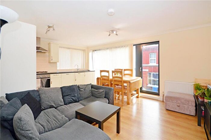 2 Bedroom Apartment To Rent In Browning Street, Southwark, SE17