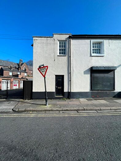 2 Bedroom Apartment To Rent In Allerton Road, L25