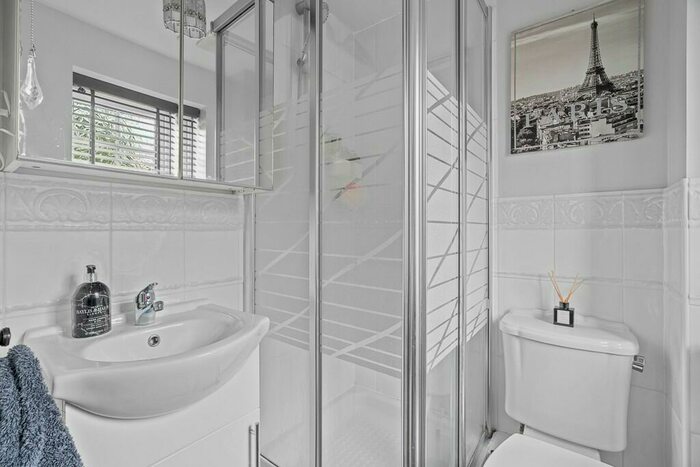 3 Bedroom Terraced House For Sale In Thyme Avenue, Whiteley, PO15