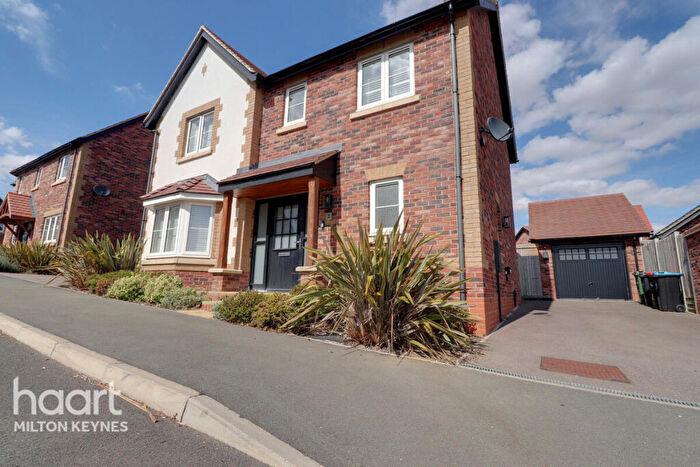 3 Bedroom Detached House To Rent In Denton Drive, Hanslope, MK19