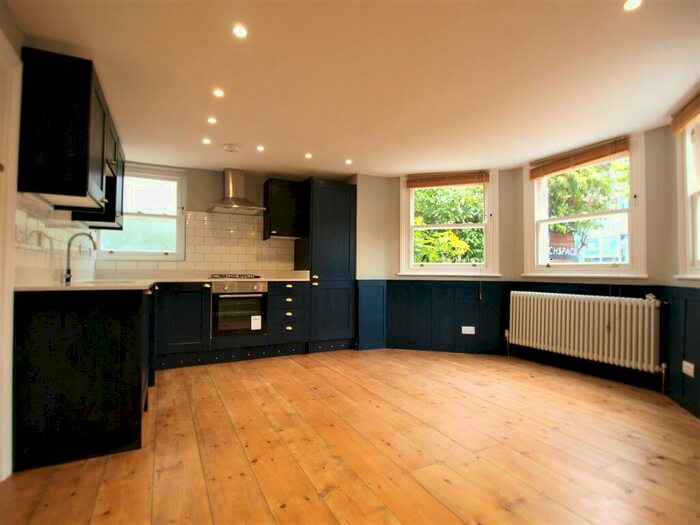3 Bedroom Flat To Rent In Hornsey Lane, Highgate, N6