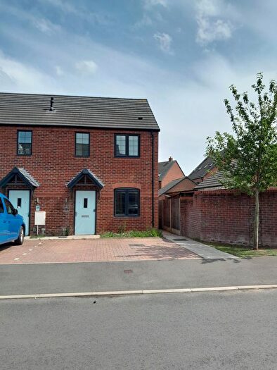 2 Bedroom Semi-Detached House To Rent In Tunnel Close, Telford, TF2