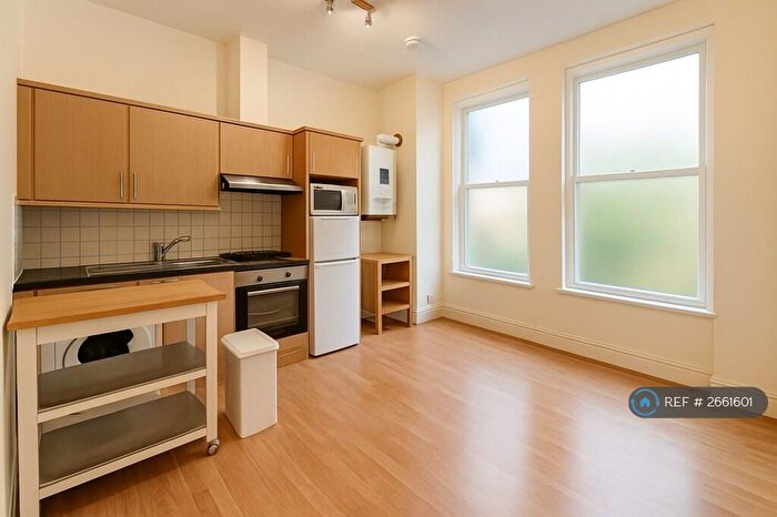 2 Bedroom Flat To Rent In London, London, N19