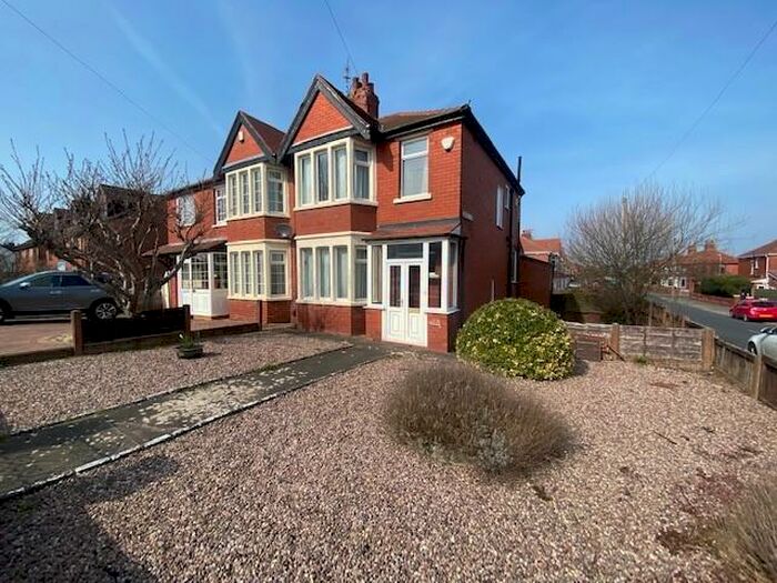 3 Bedroom Semi-Detached House To Rent In Highfield Road, Blackpool, FY4