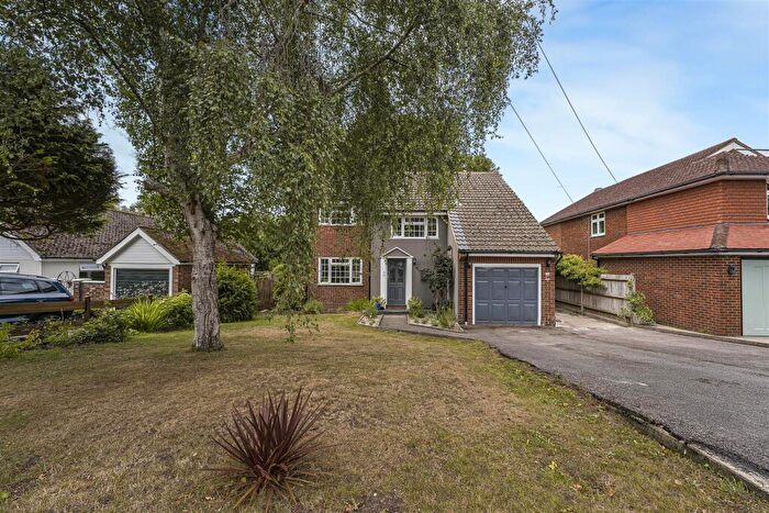 4 Bedroom Detached House For Sale In Birch Close, Eynsford, Kent, DA4