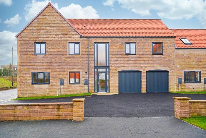 4 Bedroom Semi-Detached House For Sale In Plot North Farm Mews, Harthill, S26