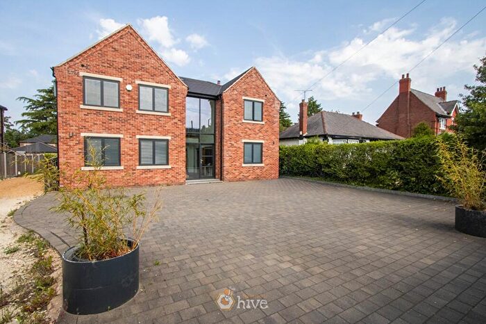 5 Bedroom Detached House For Sale In Ellers Road, Bessacarr, Doncaster, DN4