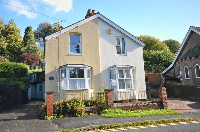 1 Bedroom Flat To Rent In Jubilee Drive, Upper Colwall, Malvern, WR13