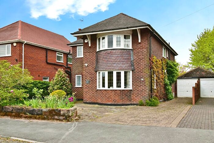 4 Bedroom Detached House For Sale In Rydal Drive, Hale Barns, Altrincham, WA15