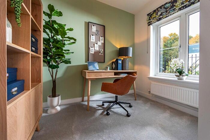 4 Bedroom Detached House For Sale In Chestnut Drive, Louth, Lincolnshire, LN11