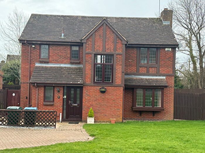 4 Bedroom Detached House To Rent In Broadwell Crescent, Coventry, CV4